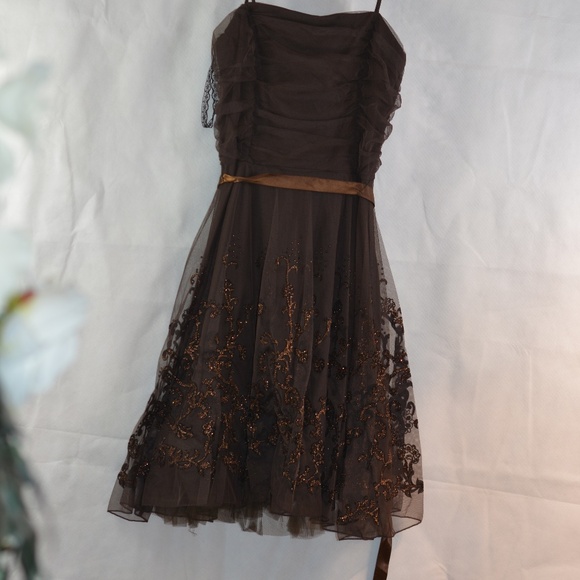 /////embellished Netted Special Occasion Dress SZ M Jessica - Picture 3 of 12